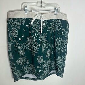 RVCA men’s board swim shorts trunks size 34 EUC